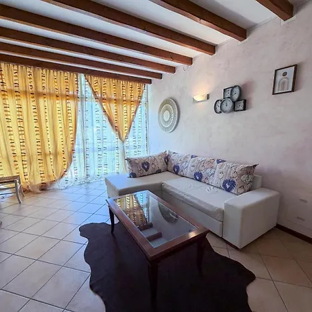 Serniga Apartament Gardone Riviera